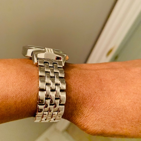 Watch - Picture 4 of 4